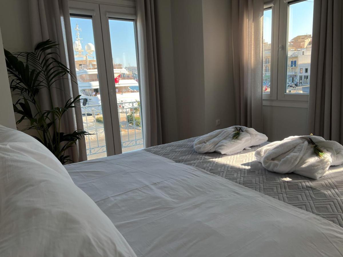 The Nook Suite Ermoupoli Bagian luar foto