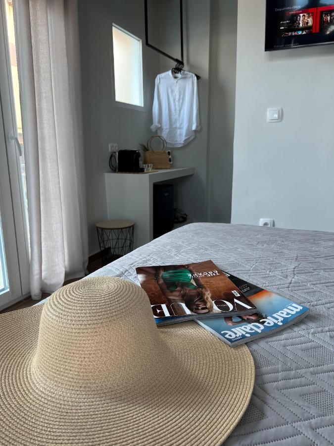 The Nook Suite Ermoupoli Bagian luar foto