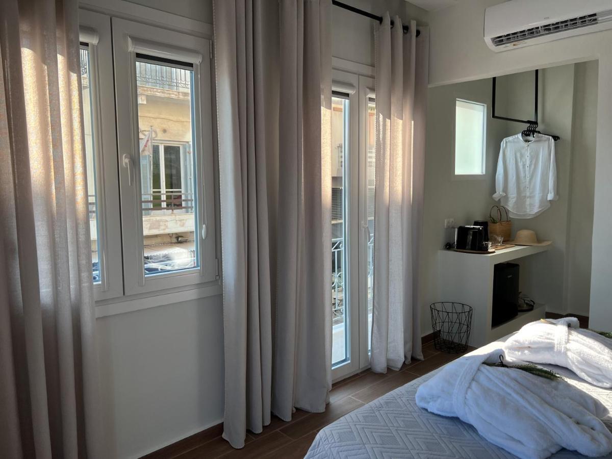 The Nook Suite Ermoupoli Bagian luar foto