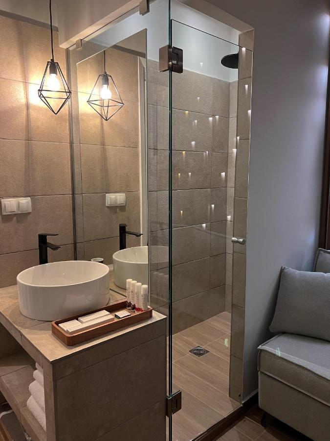 The Nook Suite Ermoupoli Bagian luar foto